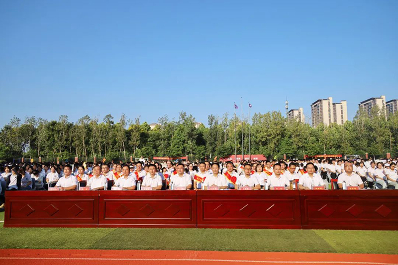 赓续鲜丽，，再谱华章 | 0029cc金沙贵宾会高级中学2024年秋季开学典礼暨老师节赞美大会